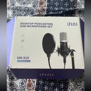 Silver Desktop Podcasting USB Microphone Set